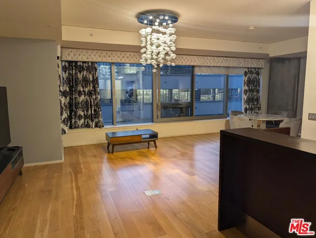 Living/Dinning Area