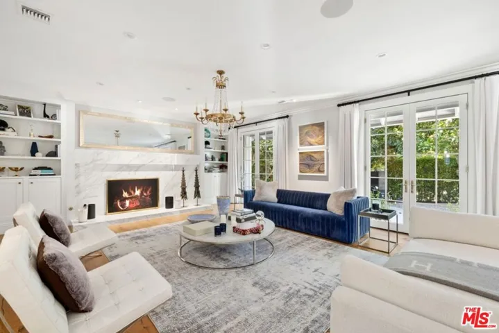 1960 Coldwater Canyon Drive, Beverly Hills, California 90210 — photo 5