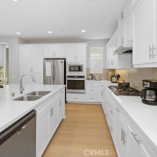 136 Modjeska, Irvine, California 92618 — photo 5