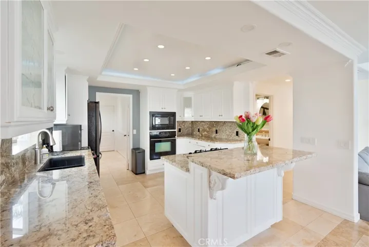 2355 Peninsula, Oxnard, California 93035 — photo 5