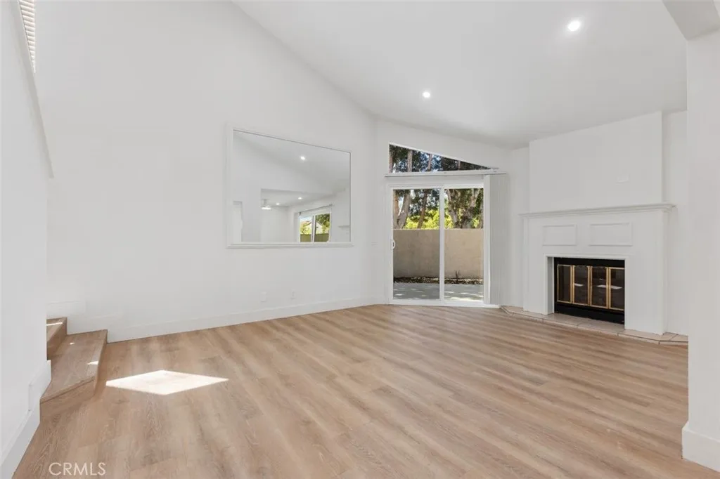 142 Stanford Court 71, Irvine, California 92612 — photo 5