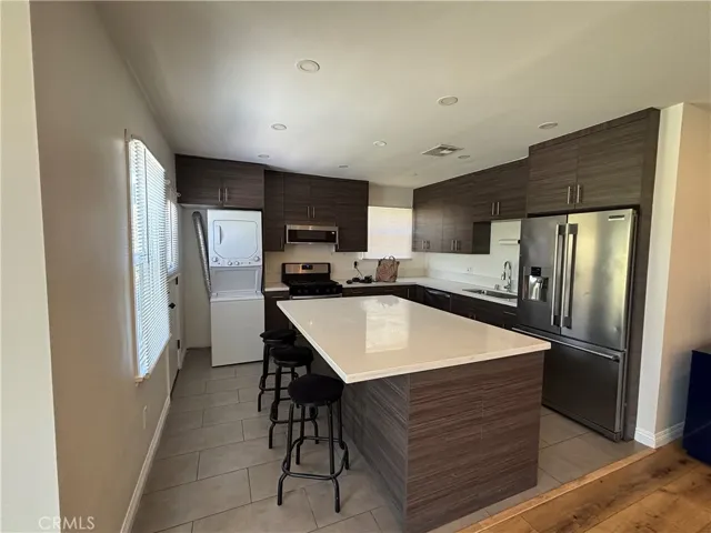 6529 Aura Avenue, Reseda, California 91335 — photo 5