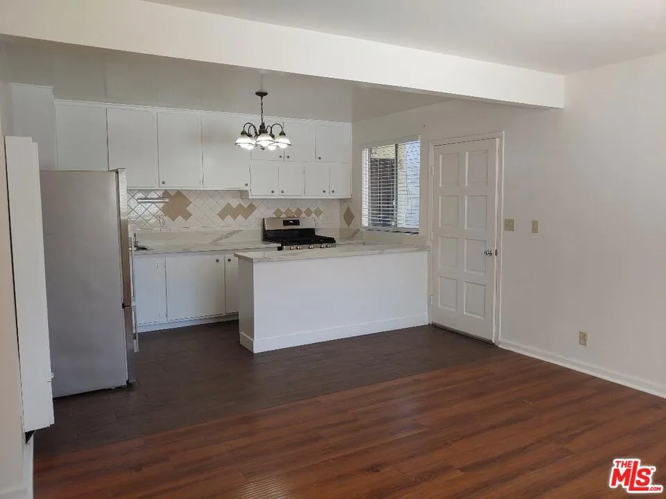 5419 Harold Way 2, Los Angeles, California 90027 — photo 4