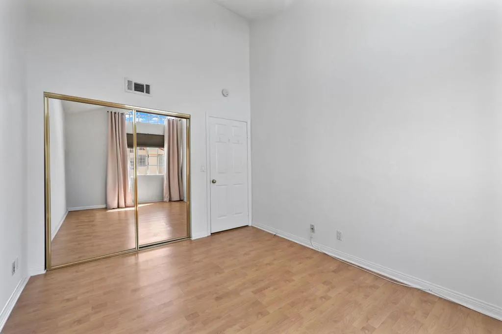 17-web-or-mls-805A5970 17-web-or-mls-805A5970