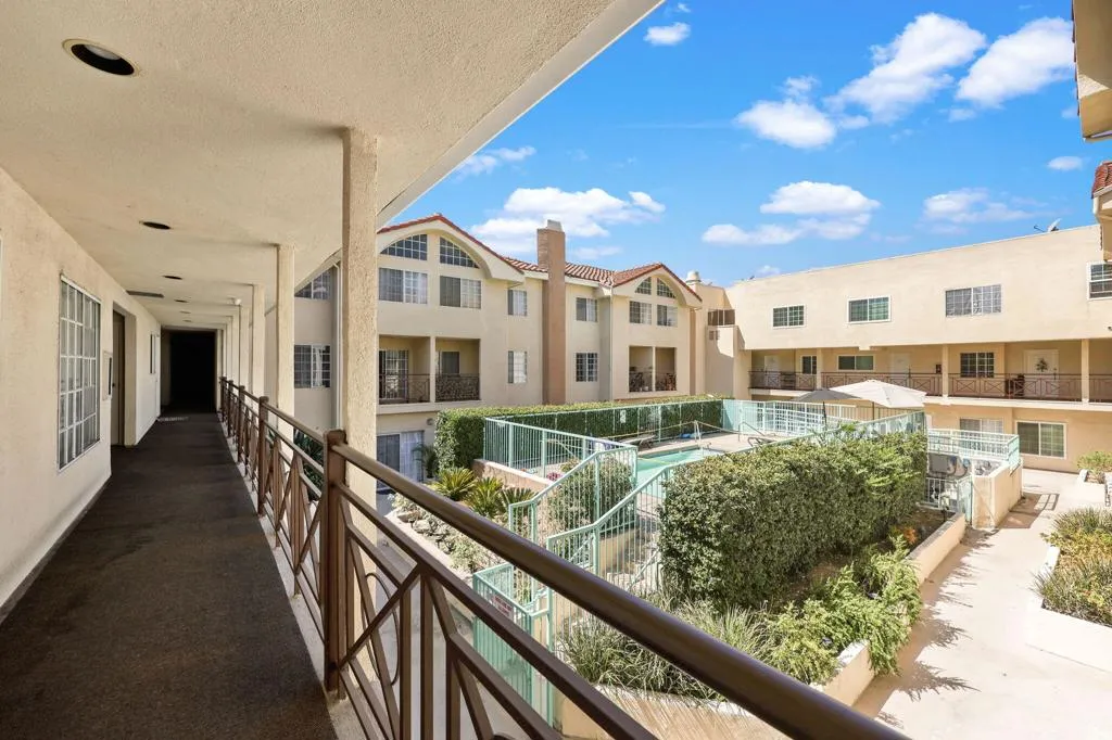 27-web-or-mls-805A6015 27-web-or-mls-805A6015