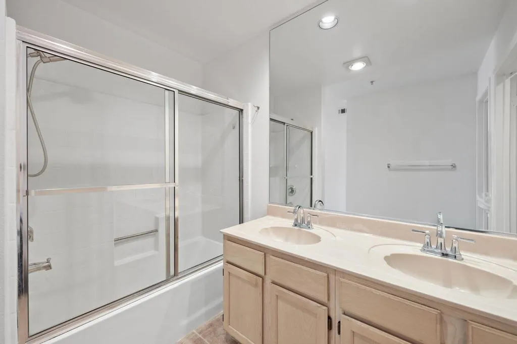 20-web-or-mls-805A5998 2 20-web-or-mls-805A5998 2
