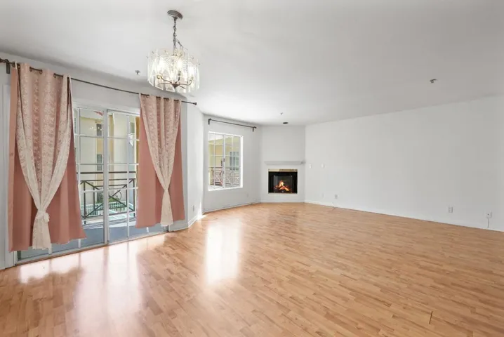 1131 Campbell 212, Glendale, California 91207 — photo 4