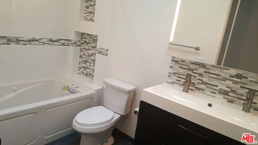 Restroom (1 of 2)