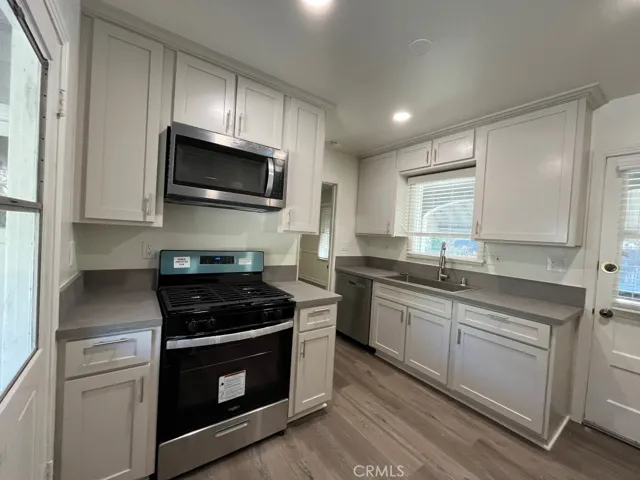 14659 Killion Street, Sherman Oaks, California 91411 — photo 5