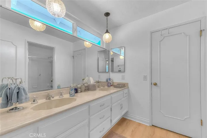 Double vanity in the Jack 'n Jill bath