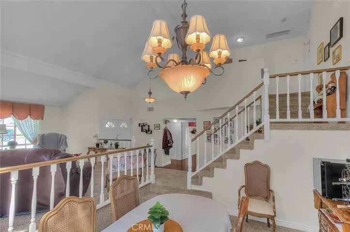 Imagine decorating the staircase railings for holidays