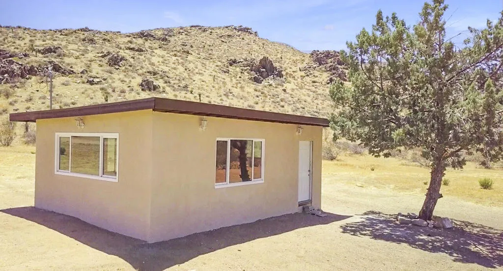 27127 Zuni Rd