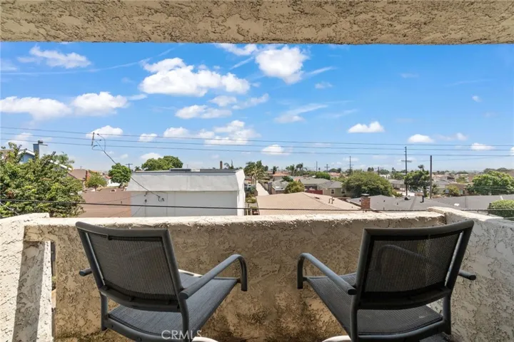 106 N Western 302, San Pedro, California 90732 — photo 5
