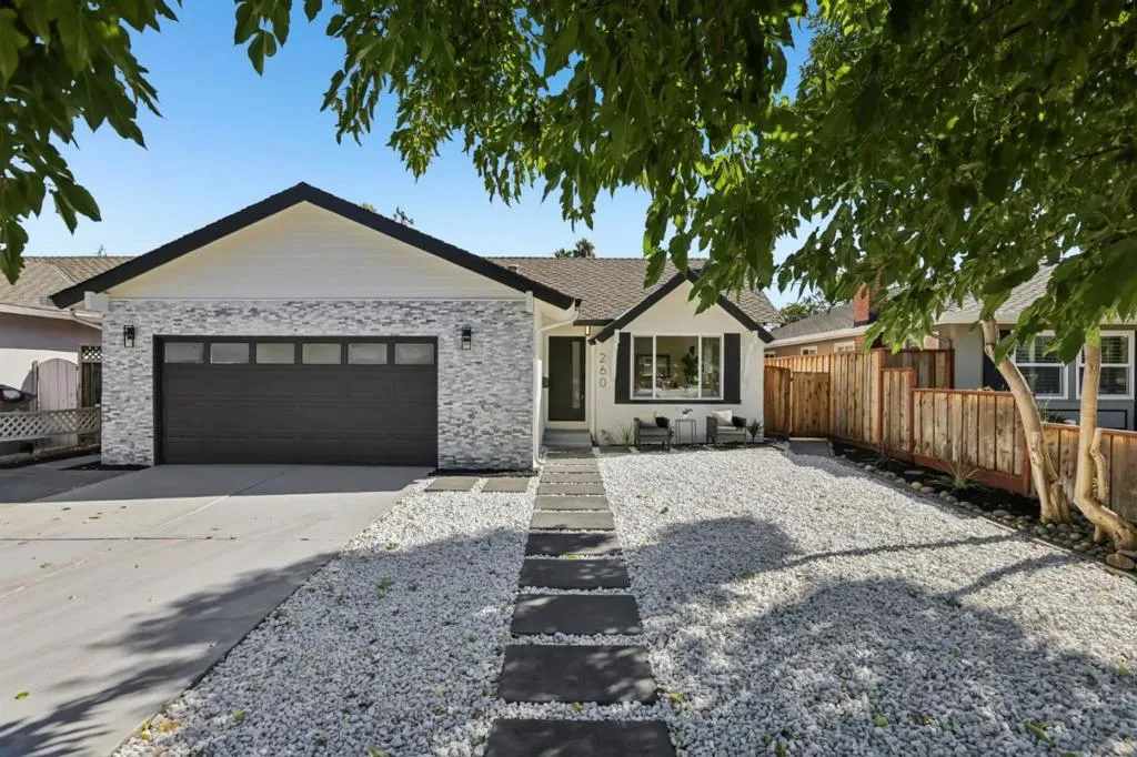 260 Bieber Dr