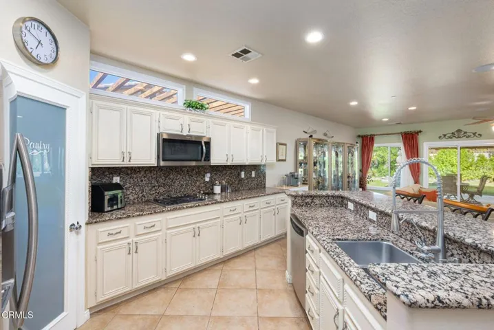 27-web-or-mls-SKVentana_OPMG_0226_027