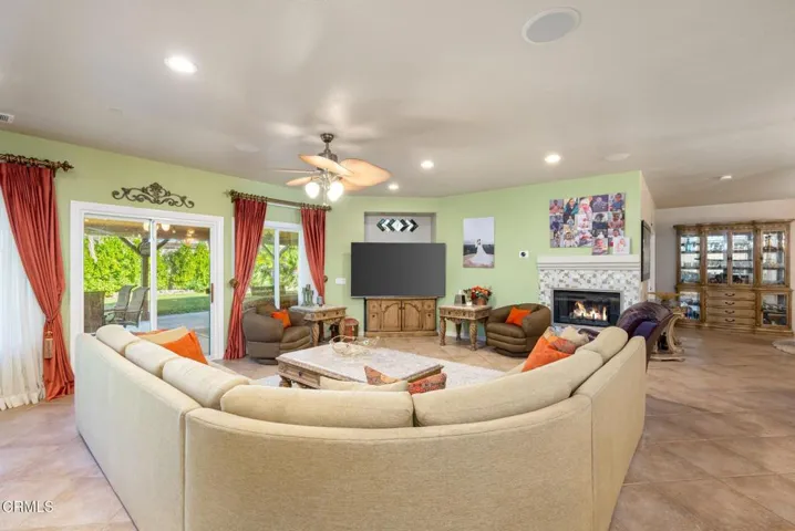 29-web-or-mls-SKVentana_OPMG_0226_029