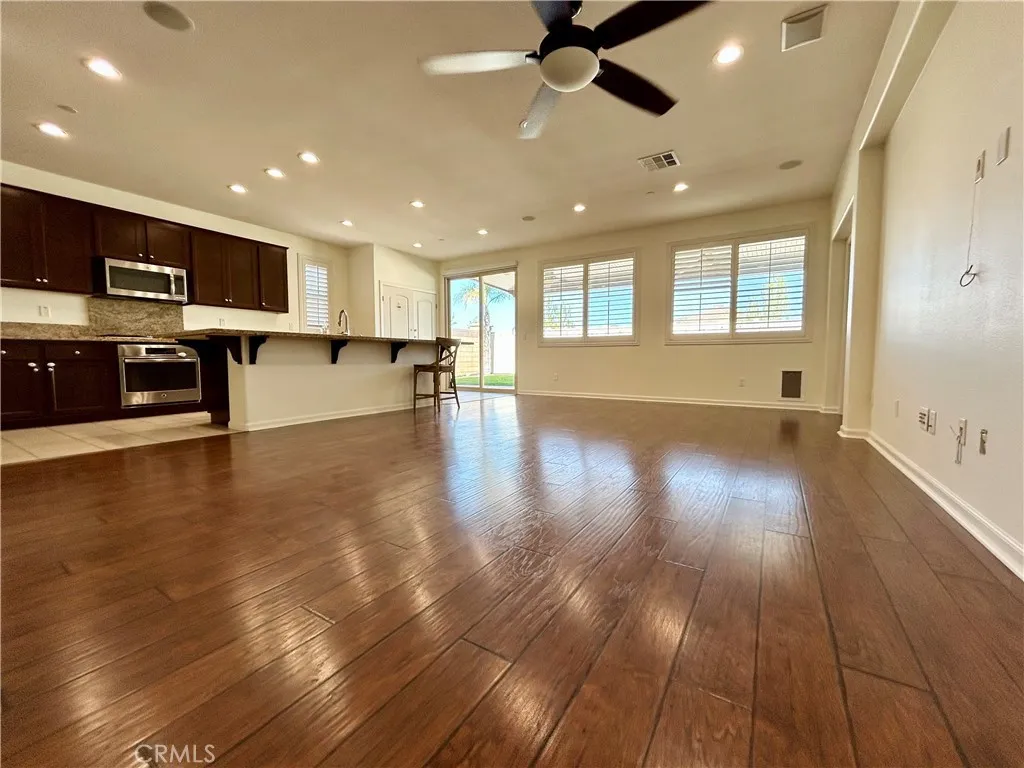 36368 Geranium, Lake Elsinore, California 92532 — photo 5