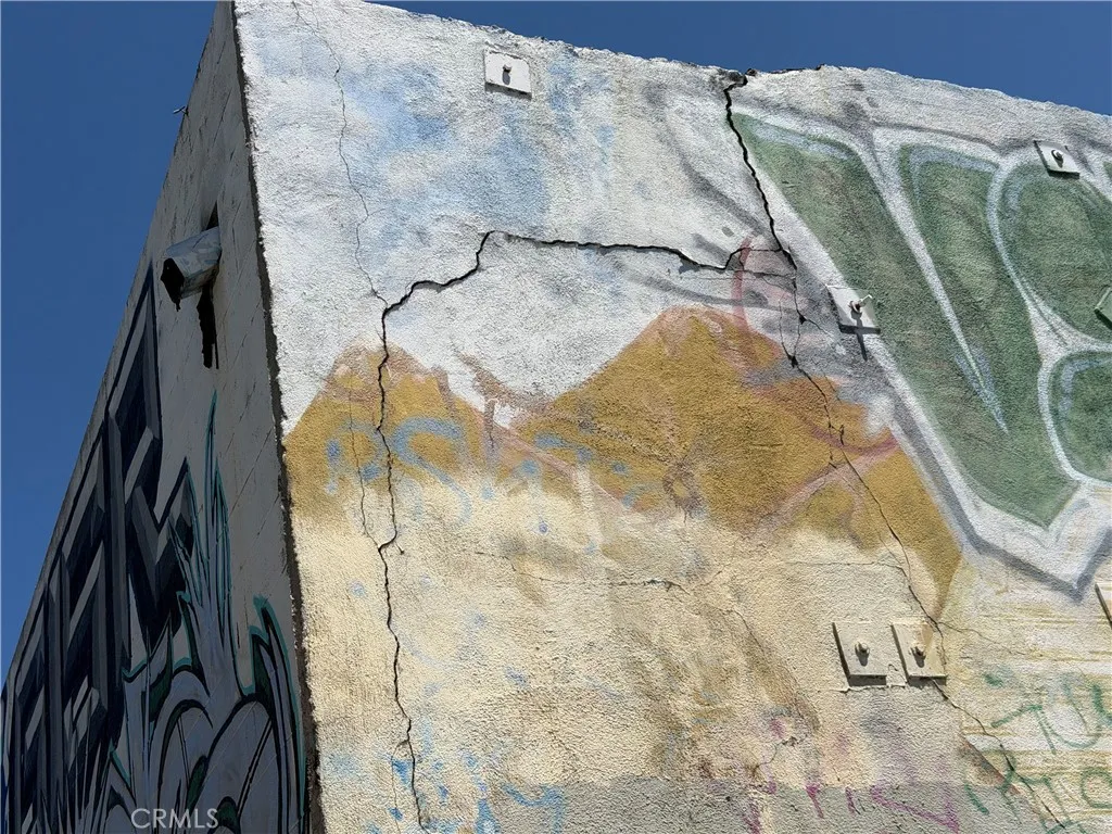 1529 E 1st, Los Angeles, California 90033 — photo 5