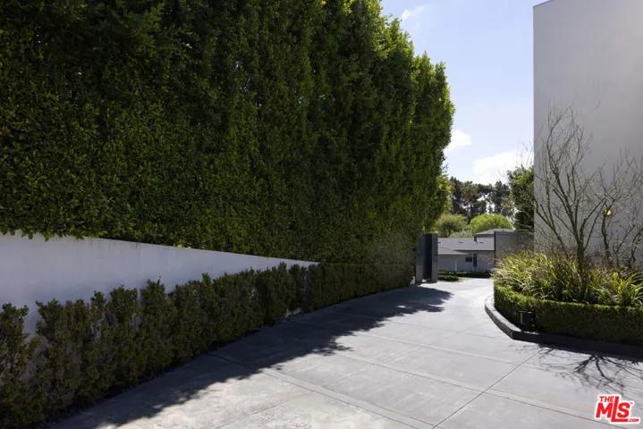 Gated Driveway