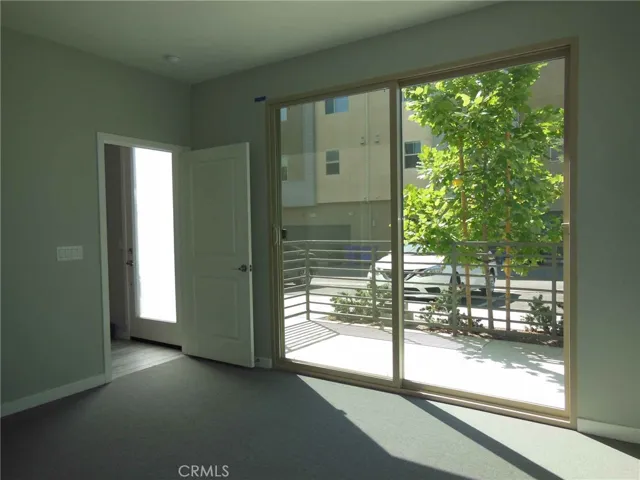 674 Chandler, Upland, California 91786 — photo 4