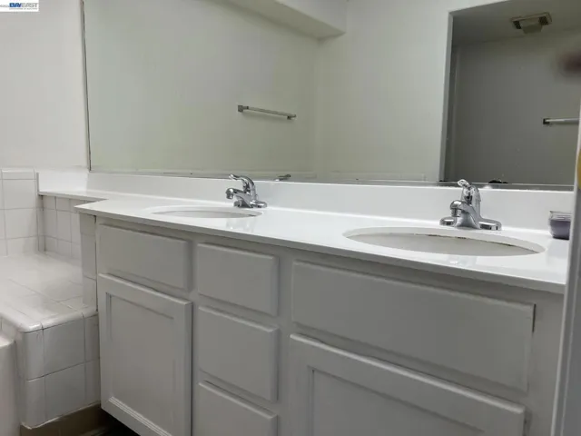 21239 Gary Dr 202e, Hayward, California 94546 — photo 5