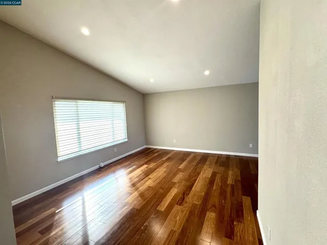 416 Verbena Court, Pleasant Hill, California 94523-1000 — photo 5
