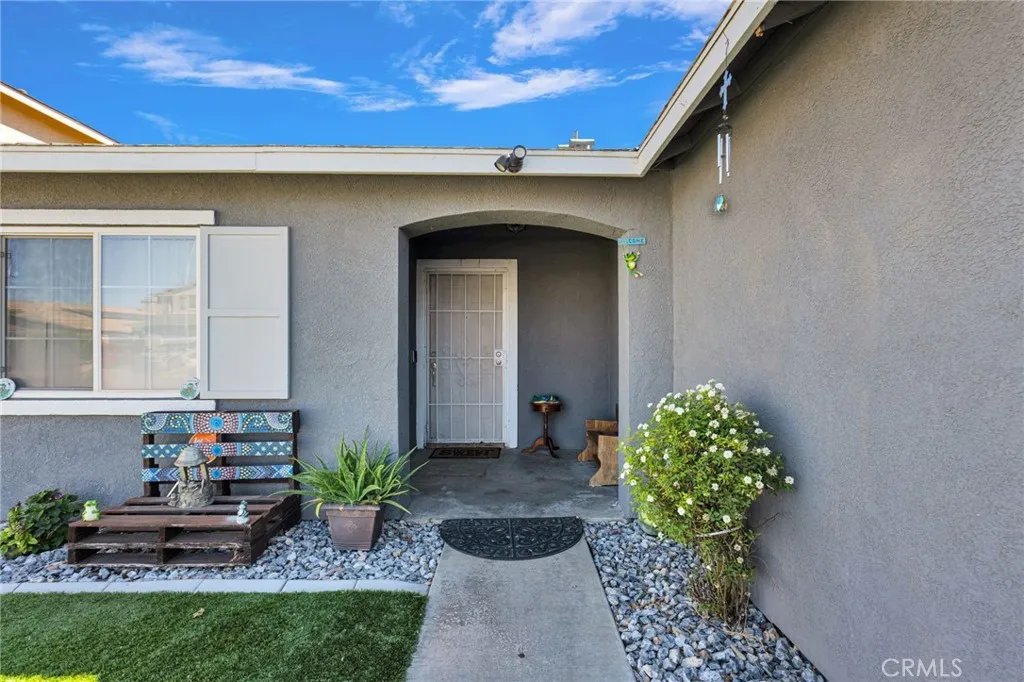 11963 Pepperwood, Victorville, California 92392 — photo 5