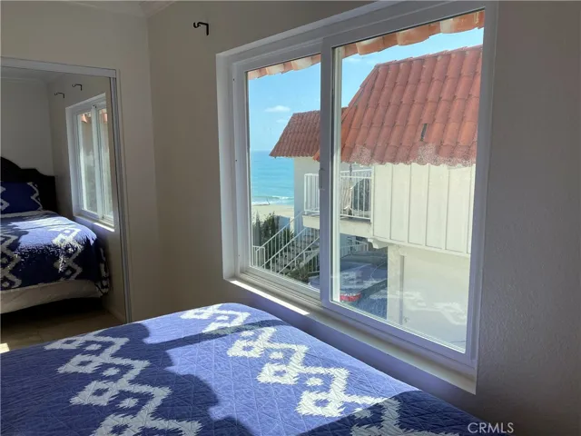Peek-a-boo ocean view from bedroom