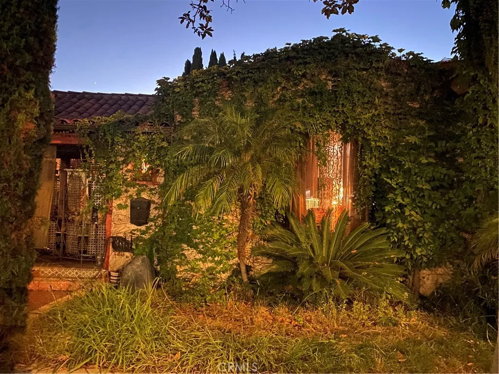 1371 Granada