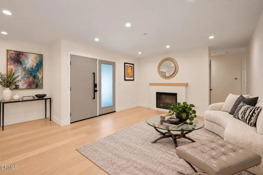 5 - Virtually staged 5 - Virtually staged