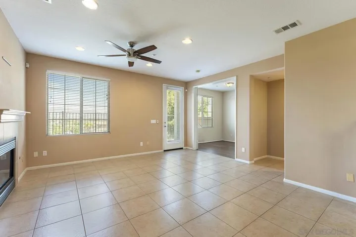 1733 Cripple Creek 4, Chula Vista, California 91915 — photo 5