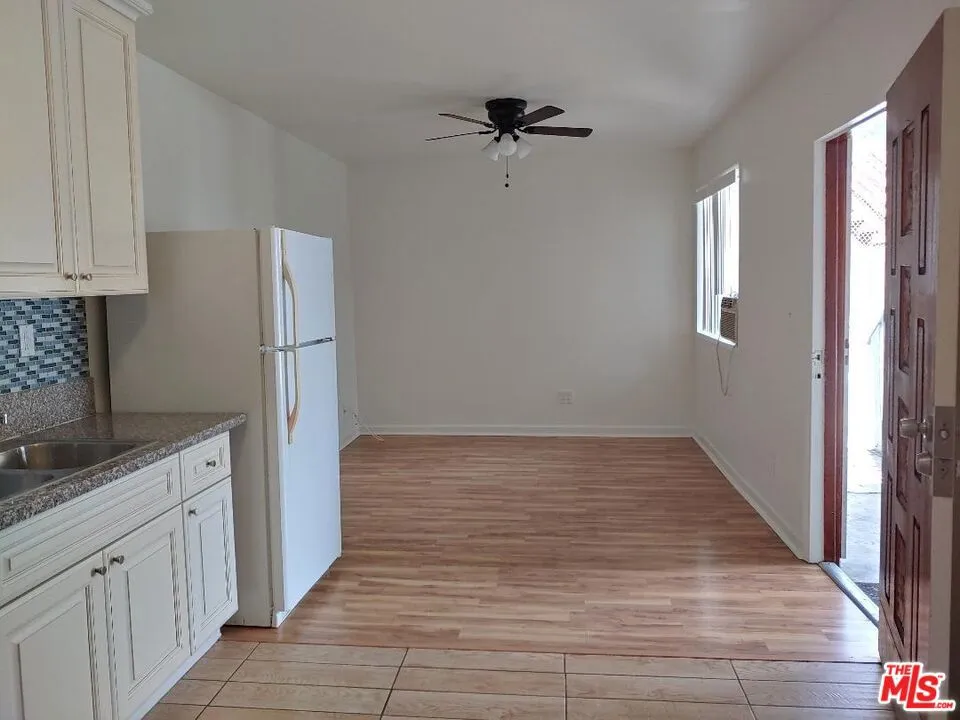 5419 Harold Way 9, Los Angeles, California 90027 — photo 5