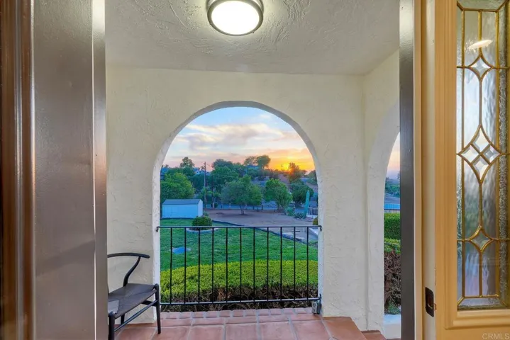 2185 Hawley Drive, Vista, California 92084 — photo 4