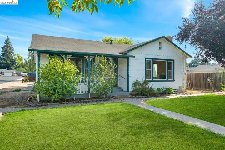 3742 Walnut Ave, Concord, California 94519 — photo 4