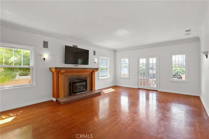 1131 E 2nd, Long Beach, California 90802 — photo 4