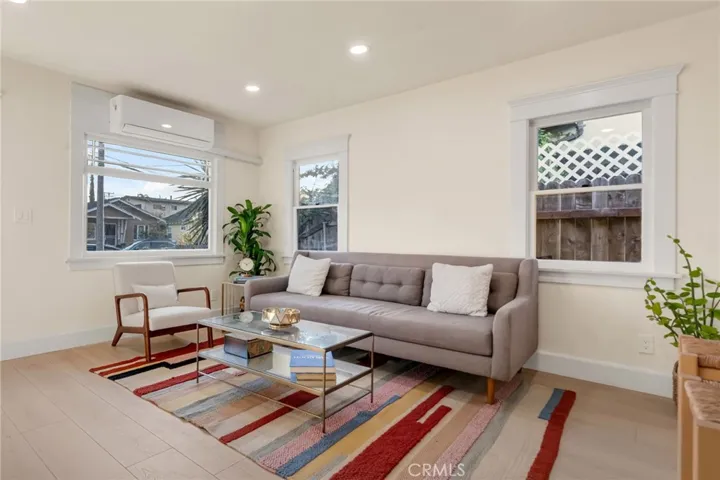 4027 E 11th, Long Beach, California 90804 — photo 4