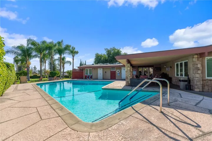 Clubhouse Pool