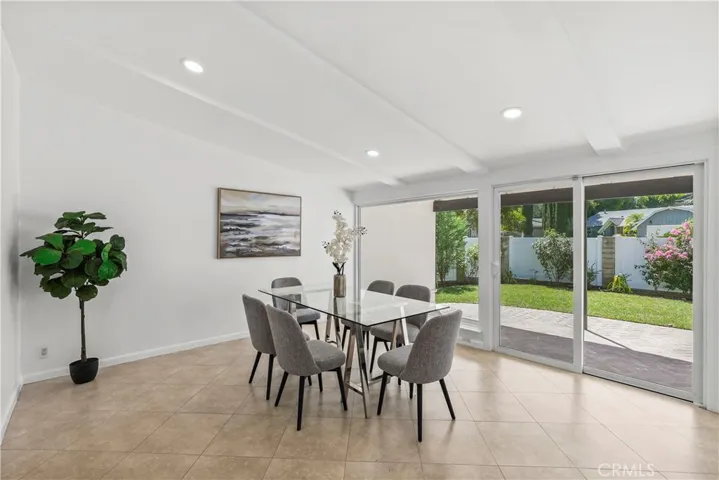 23800 Hatteras Street, Woodland Hills, California 91367 — photo 5