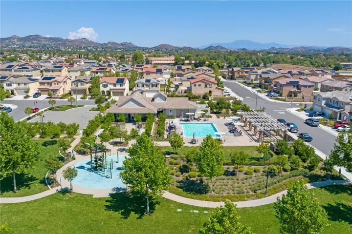 Aerial view of Santa Rosa Highland amenities and surrounding areas.