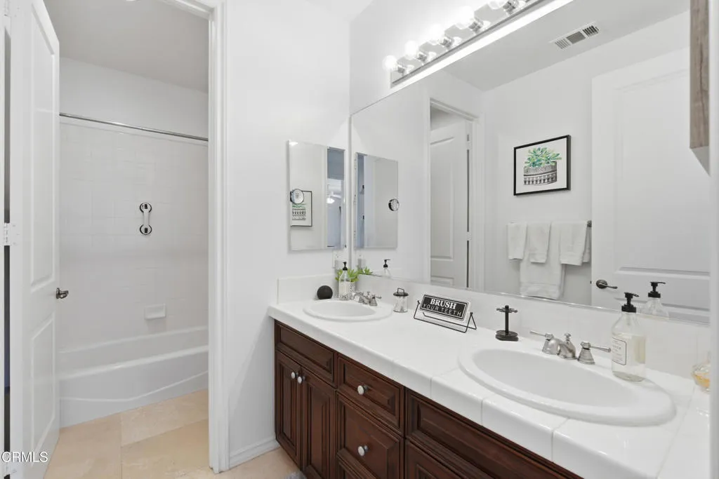 37_bathroom