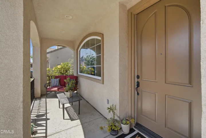 4_front porch