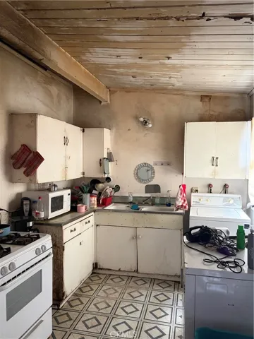 18402 E Nearfield, Azusa, California 91702 — photo 4