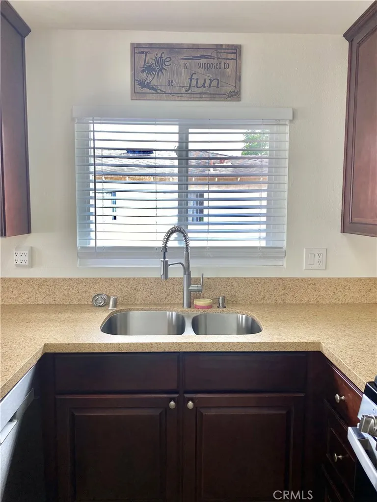 7112 Heil, Huntington Beach, California 92647 — photo 4