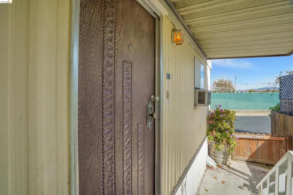 2 Balsam St, Vallejo, California 94589 — photo 4