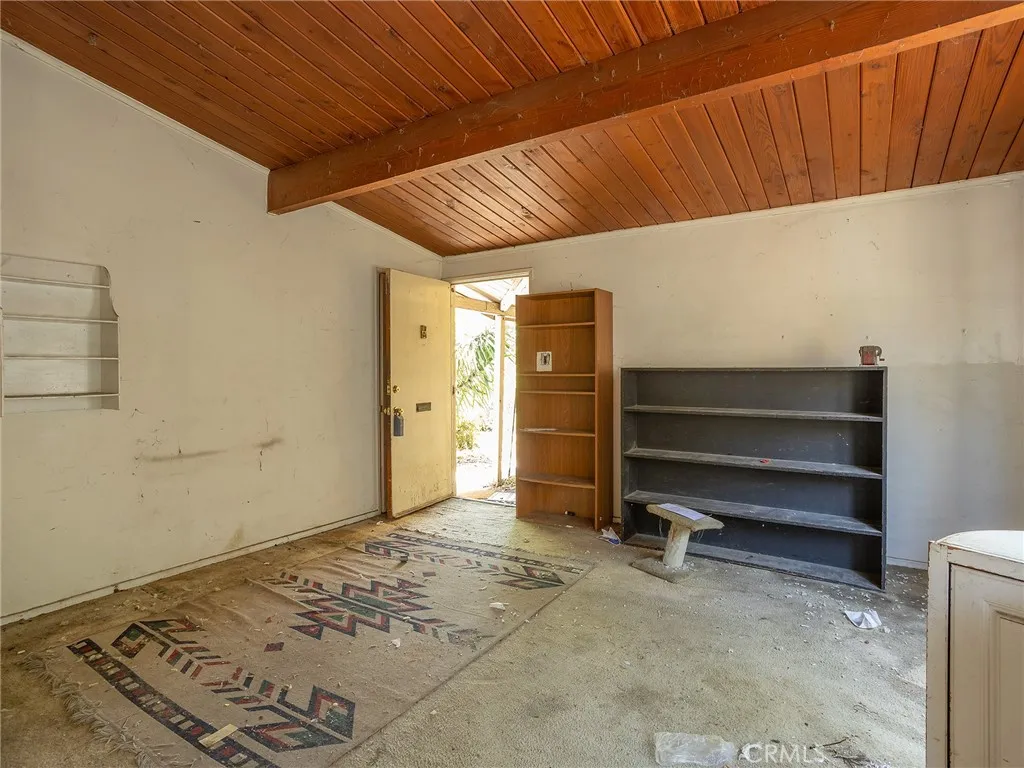 14301 Roscoe Boulevard, Panorama City, California 91402 — photo 5