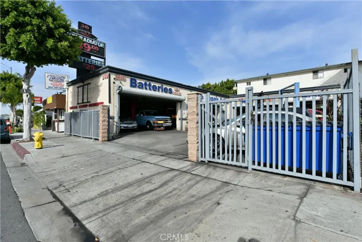 310 N La Brea, Inglewood, California 90302 — photo 4