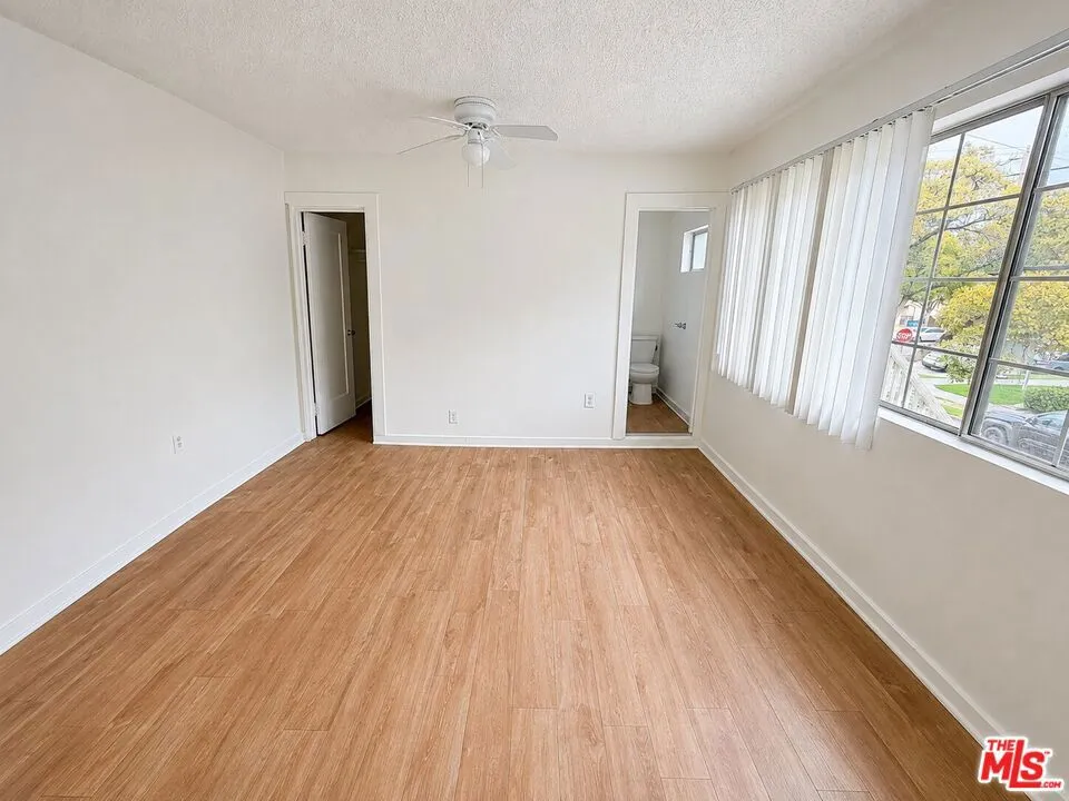 1238 W Adams Blvd