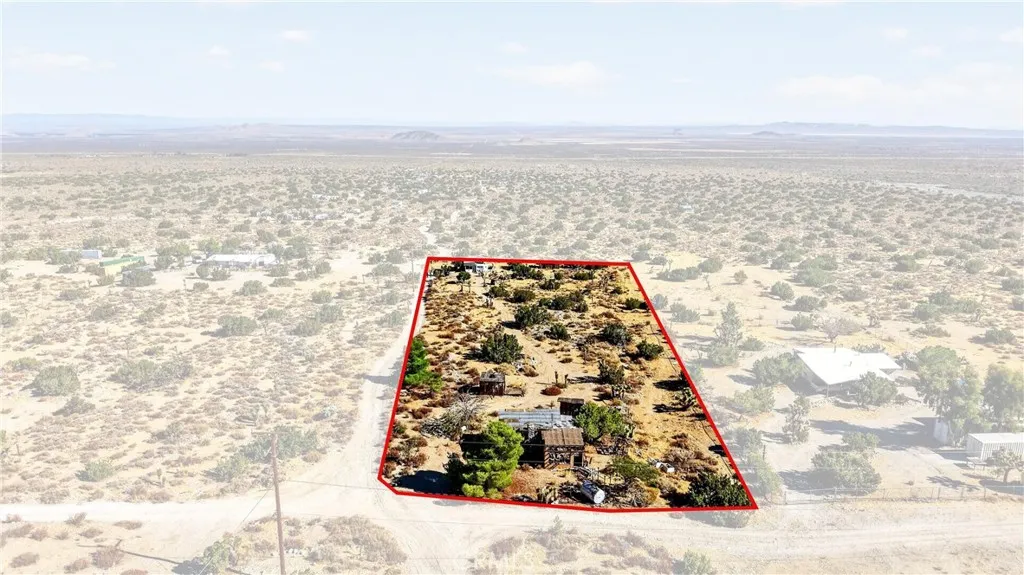 23503-e-ave-z-llano-ca-93544-aerial-cabin-mountain-view.jpg 23503-e-ave-z-llano-ca-93544-aerial-cabin-mountain-view.jpg