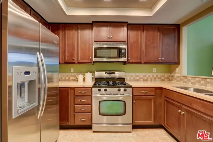 22365 Golden Canyon Circle, Los Angeles, California 91311 — photo 5