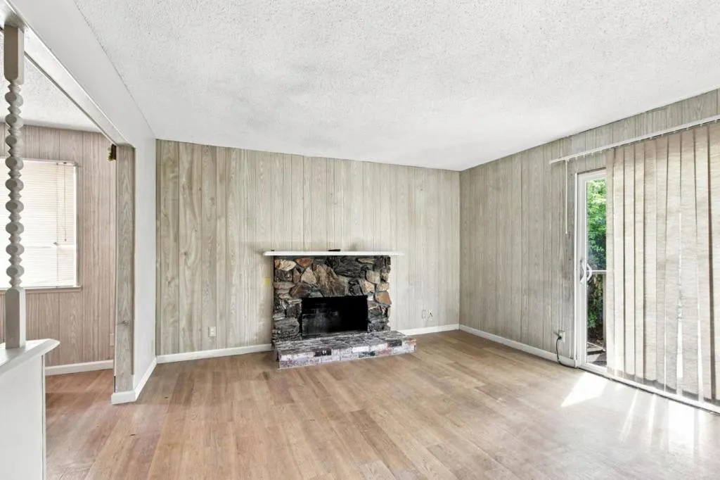 1534 Kooser Rd